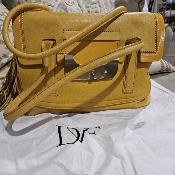 Diane Von Furstenberg Handbags - DVF - Diane Von Furstenberg - Harper Laurel - EUC